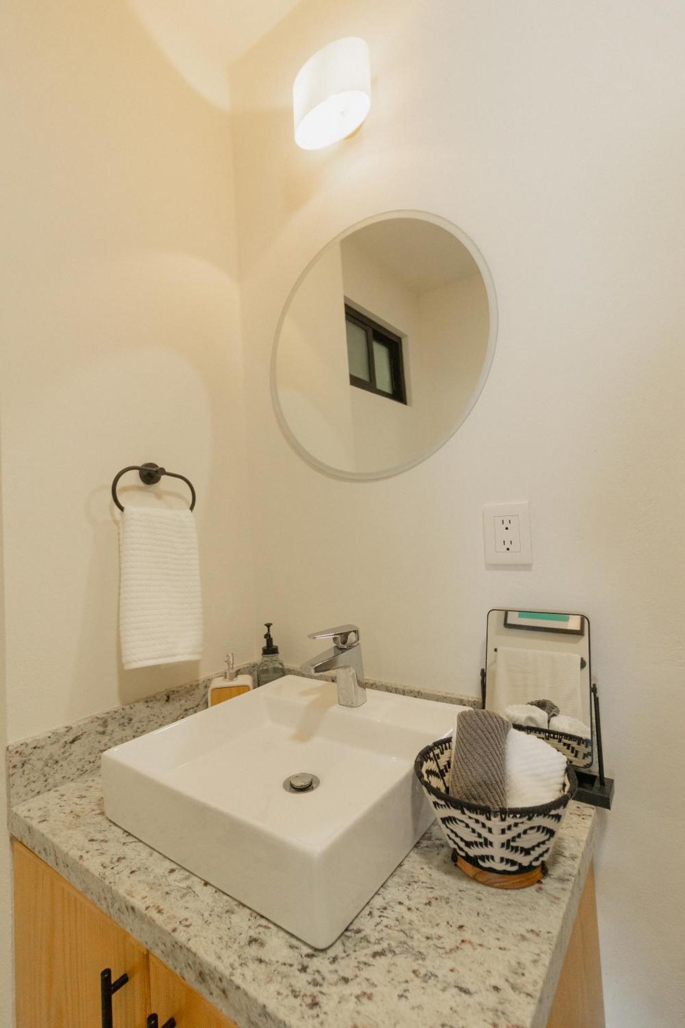 Cozy Apartment With Pool In Bacalar Center Ngoại thất bức ảnh